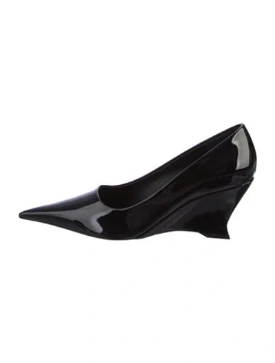 Pre-owned Ferragamo Patent Leather Pumps In Black