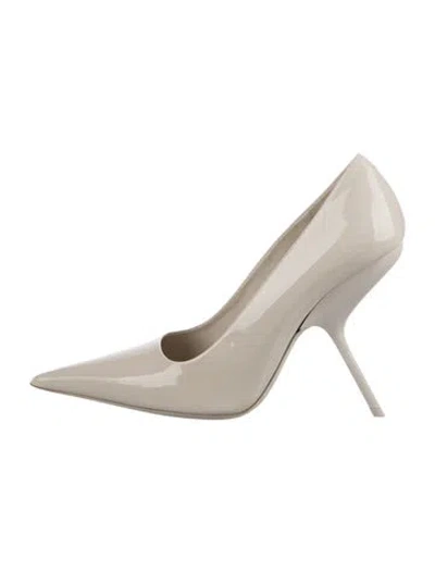 Pre-owned Ferragamo Patent Leather Pumps In Neutral