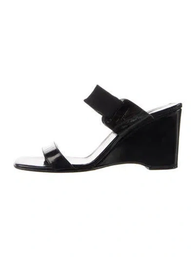 Pre-owned Ferragamo Patent Leather Slides In Black