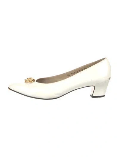 Pre-owned Ferragamo Patent Leather Slingback Pumps In White