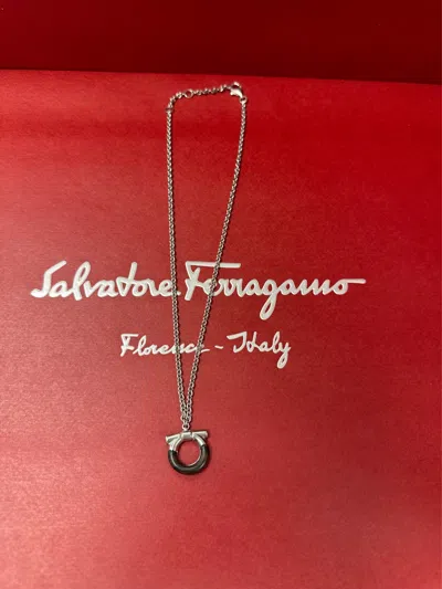 Ferragamo Pendant Necklace In Yellow