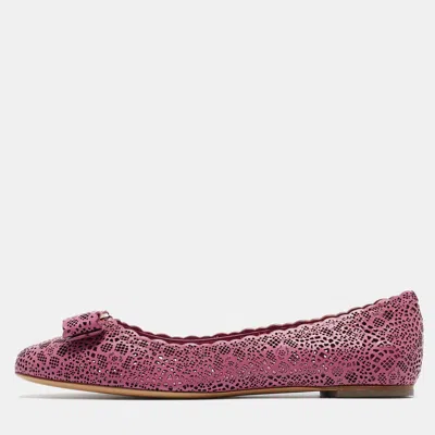 Pre-owned Ferragamo Pink Leather Lasercut Vara Ballet Flats Size 40.5
