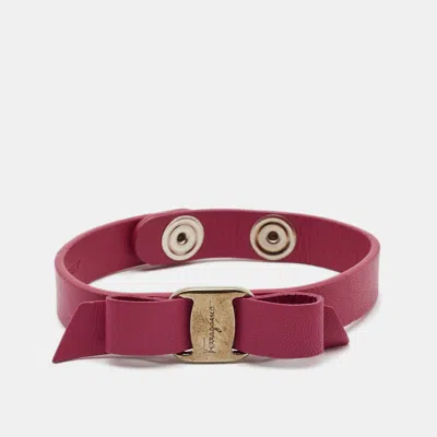Pre-owned Ferragamo Pink Leather Vara Bow Bracelet