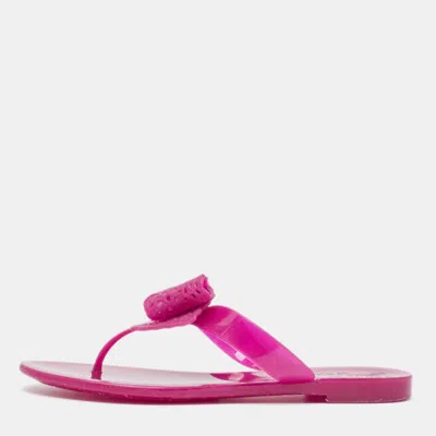 Pre-owned Ferragamo Pink Rubber Bali Thong Sandals Size 35.5