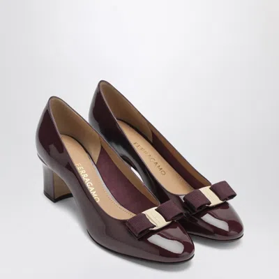 Ferragamo Vara Bow Block Heel Pump In Burgundy