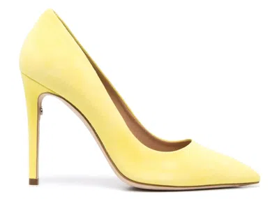 Pre-owned Ferragamo Pointedtoe 105mm Pumps (women's) Sneakers In Yellow