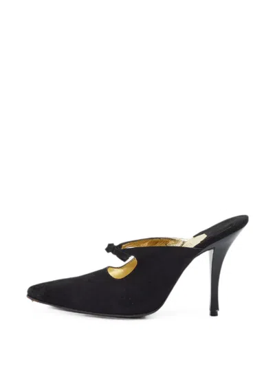 Pre-owned Ferragamo Pointed-toe Bow-detail Heeled Pumps In Black