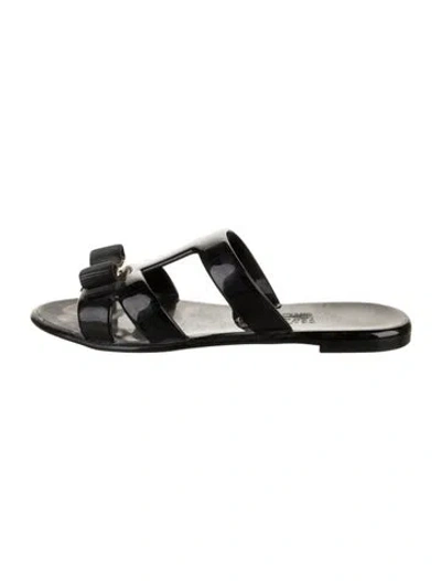 Pre-owned Ferragamo Pvc Bow Accents Slides In Black