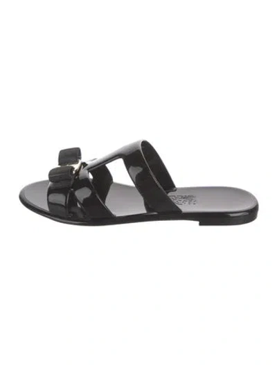 Pre-owned Ferragamo Pvc Bow Accents Slides In Black