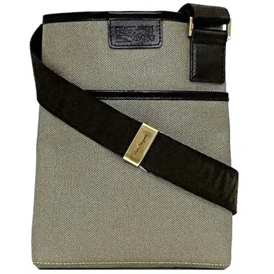 Pre-owned Ferragamo Pvc Canvas Shoulder Bag () In Multi