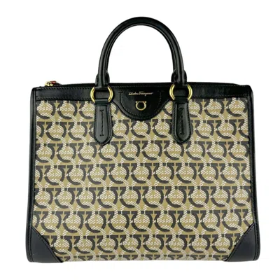 Pre-owned Ferragamo Pvc Leather Handbag Shoulder Bag () In Multi