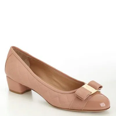 Ferragamo Quilted Vara Bow Pumps In Neutral