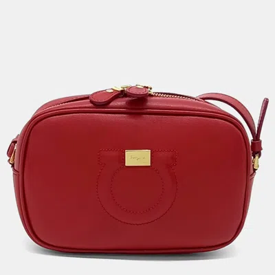 Pre-owned Ferragamo Red Leather Gancini Crossbody Bag