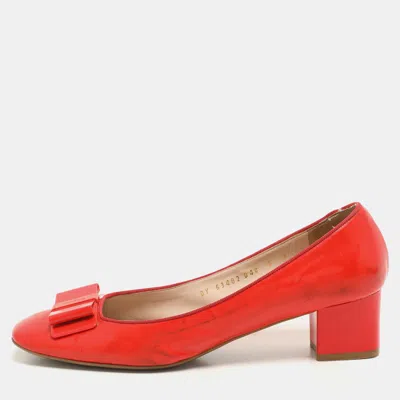 Pre-owned Ferragamo Red Patent Leather Elinda Block Heel Bow Pumps Size 39.5