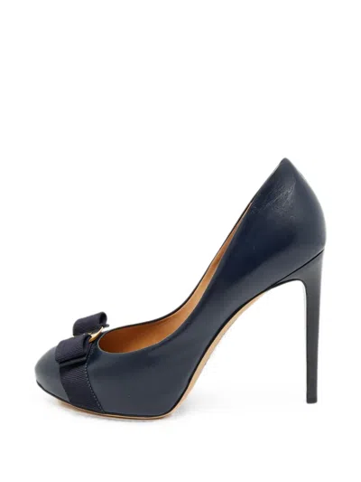 Pre-owned Ferragamo Rilly Heeled Pumps In Blue