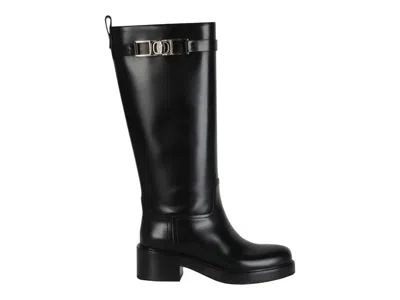 Pre-owned Ferragamo Rosalie Leather Boots (women's) Sneakers In Black