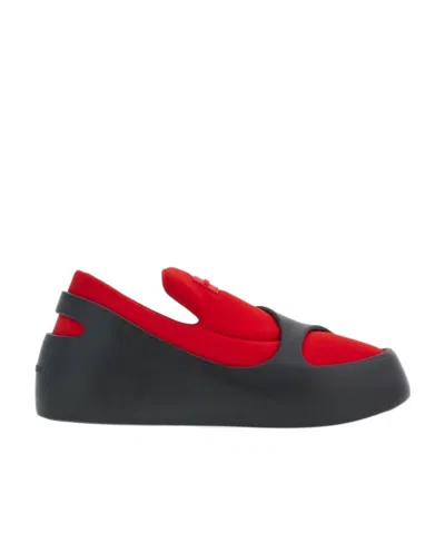 FERRAGAMO ROUND-HEAD CASUAL SHOES