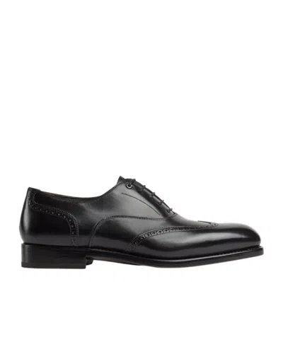 Ferragamo Gancini Leather Oxford Shoes In Black