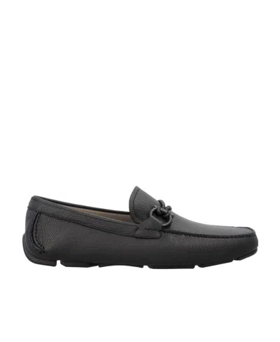 Ferragamo Round Head Flat-bottomed Love Shoes In Black