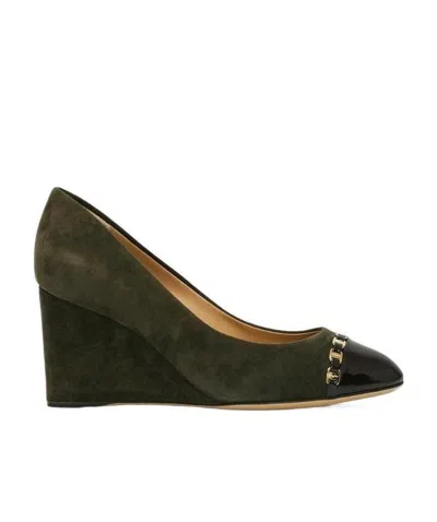 Ferragamo Round Head Heels In Black