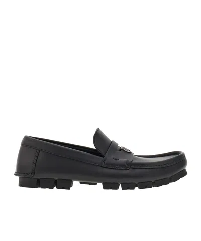 Ferragamo Round Head Loafer Shoes In Black