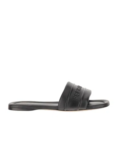Ferragamo Round Head Slippers In Black