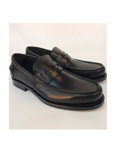 Ferragamo Round-headed Business Casual Shoes In Black