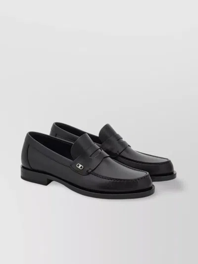 Ferragamo Round Toe Mini Gancini Buckle Loafers In Gray