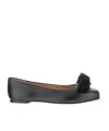 Ferragamo Round-toed Ballet Flats In Black