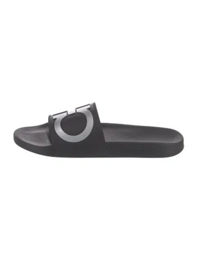 Pre-owned Ferragamo Rubber Graphic Print Slides In Black
