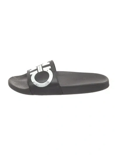 Pre-owned Ferragamo Rubber Graphic Print Slides In Black