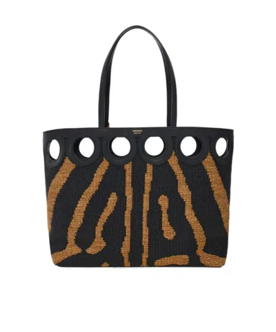 Ferragamo Sac Cabas Trame Gancini In Black