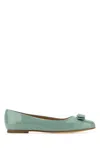 Ferragamo Varina Bow Ballet In Light Blue Patent Leather In Verde