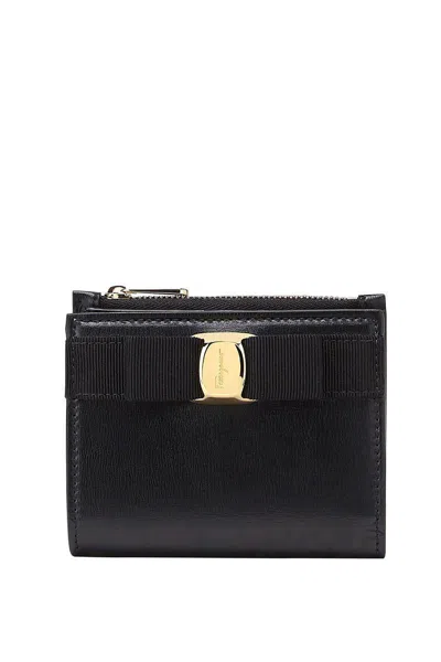 Ferragamo New Vara Wallet In Black