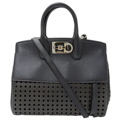 Pre-owned Ferragamo Salvatore  Black Leather Handbag Pouch Shoulder Bag ()