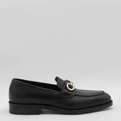 FERRAGAMO SALVATORE FERRAGAMO BLACK LEATHER LOAFERS