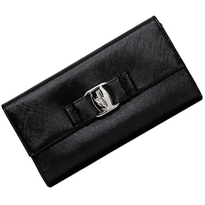 Pre-owned Ferragamo Salvatore  Black Leather Long Wallet (tri-fold) ()