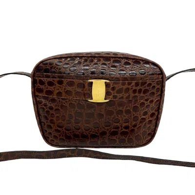 Pre-owned Ferragamo Salvatore  Brown Leather Pochette Shoulder Bag ()