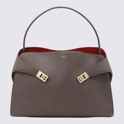 FERRAGAMO SALVATORE FERRAGAMO BROWN LEATHER TOP HANDLE BAG