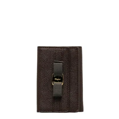Pre-owned Ferragamo Salvatore  Brown Leather Wallet (tri-fold) ()