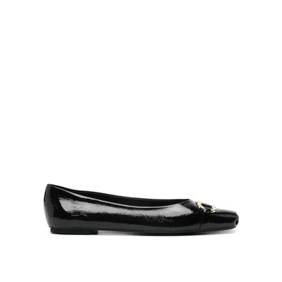 FERRAGAMO SALVATORE FERRAGAMO CALF LEATHER GANCINI-BUCKLE BALLERINA FLATS