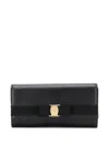Ferragamo Portefeuille Continental Naud Vara Noir In Black