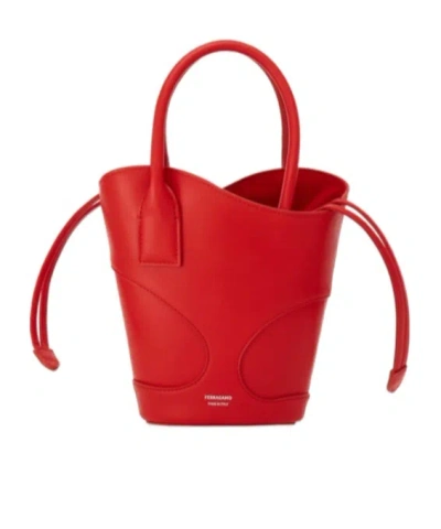 FERRAGAMO SALVATORE FERRAGAMO CUT OUT DETAILED BUCKET BAG