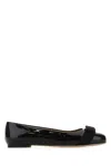 Ferragamo Varina Bow-embellished Patent-leather Ballet Flats In Black