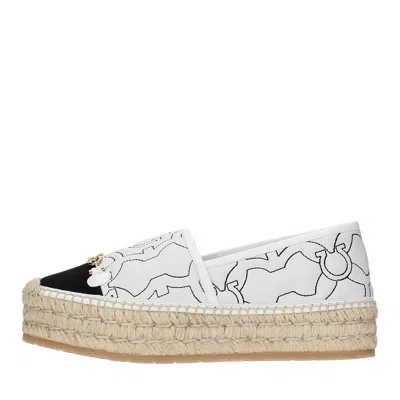 Ferragamo Salvatore  Flat Shoes Beige In Beige Chari