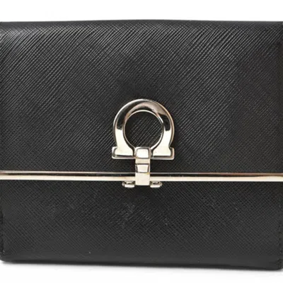 Pre-owned Ferragamo Salvatore  Gancini Black Leather Wallet (bi-fold) ()
