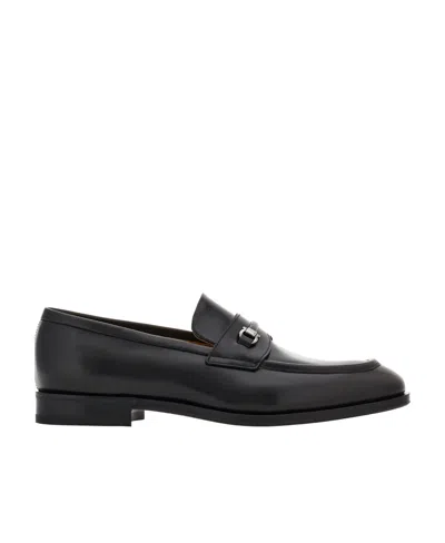 Ferragamo Salvatore  Gancini Plaque Round Toe Loafers In Black