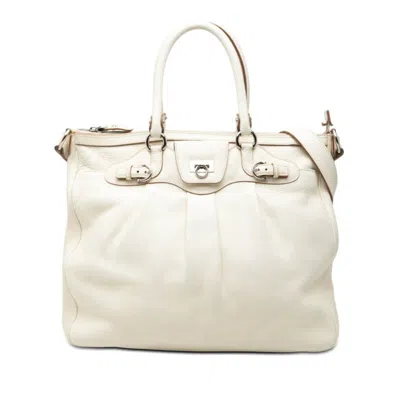 Pre-owned Ferragamo Salvatore  Gancini White Leather Shoulder Bag Tote Bag ()