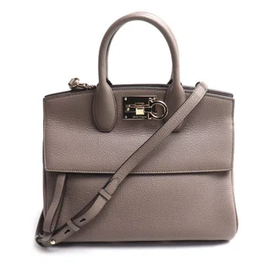 Pre-owned Ferragamo Salvatore  Grayish Leather Pouch Shoulder Bag ()