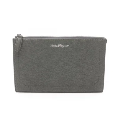 Pre-owned Ferragamo Salvatore  Green Leather Clutch Bag ()